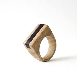 Walnut and ebony wood ring, Bar wood ring, Rustic wooden ring, Minimalist wood ring design, Eco-friendly wood ring women, Men&#39;s promise ring