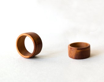 Plum wood ring , Couples ring set, Wood wedding ring set, Wood ring with engraving, His and Her ring set, Simple wedding band set, Name ring