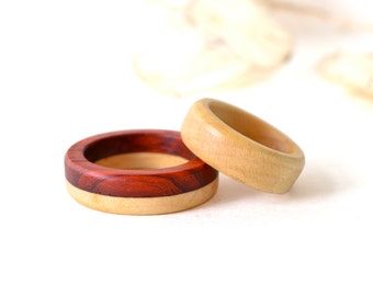 Wood wedding ring set, His and Her ring set, Wood promise rings for couples, Wood ring with engraving, Two tone ring,5 year anniversary gift