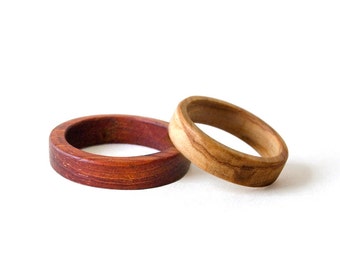 Wood wedding band, wood ring set, couple rings, Red sandalwood and olive wood ring set