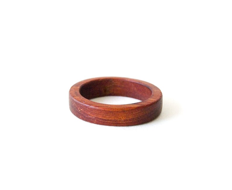 Wood wedding band, wood ring set, couple rings, Red sandalwood and olive wood ring set image 4