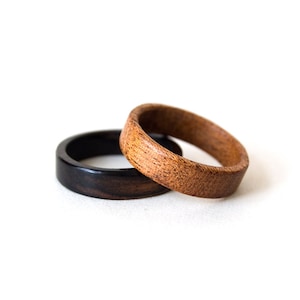 Wood wedding ring set, Promise rings for couples, His and Her ring, Ebony and mahogany rings, 5 year anniversary gift, Wood ring engraved