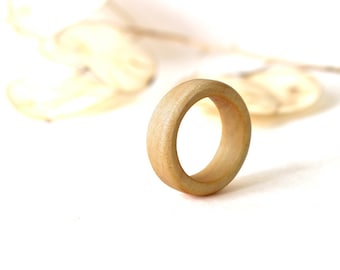 Simple wedding band women, White wood ring, 4mm wedding band, Couples wedding bands, Wooden ring, Wooden wedding band, Matching couple rings