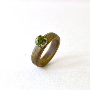 Green sandalwood ring, Swarovski gem, engagement ring, sandalwood, Swarovski ring image 3