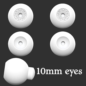 Pode incluir: Um conjunto de olhos brancos de 10 mm, com intrincados desenhos de íris. A imagem apresenta os olhos de várias perspectivas, incluindo vistas frontal e posterior. O texto "10mm eyes" é exibido em uma fonte estilizada.