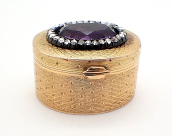 Amethyst Pill Box Diamond Halo 18K Gold France 1900s