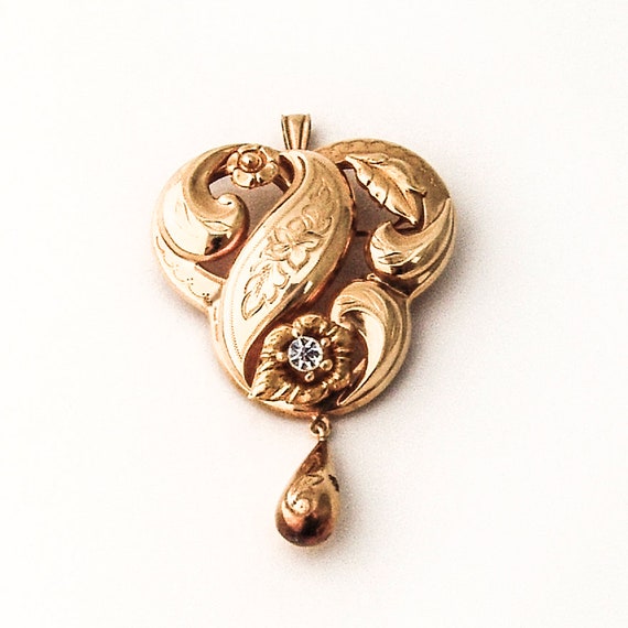 Floral Scroll Brooch Pendant White Sapphire 18 K … - image 1