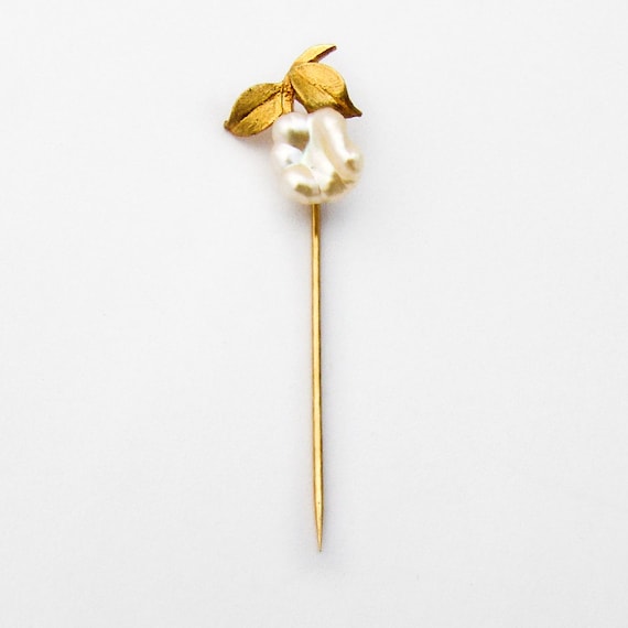 Floral Baroque Pearl Stick Pin 14 K Yellow Gold - image 1