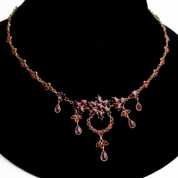 Victorian Bohemian Garnet Necklace Base Metal