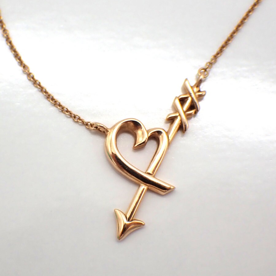 Tiffany heart arrow necklace deals