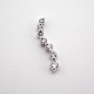 Curve Design Diamond Pendant 10K White Gold
