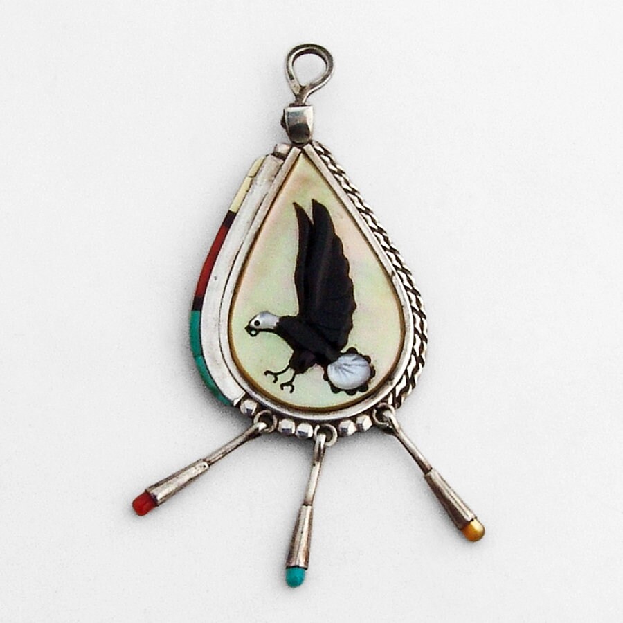 Zuni pendant shop