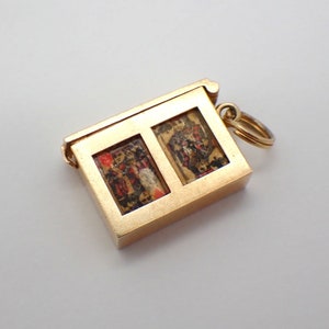 Two Decks of Cards Charm Pendant 14K Yellow Gold