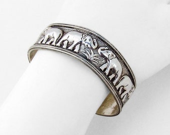 Interessant Pasen Verhuizer Wide Figural Elephant Cuff Bracelet Sterling Silver Thailand - Etsy Norway Interessant Pasen Verhuizer Wide Figural Elephant Cuff Bracelet Sterling Silver Thailand - Etsy Norway