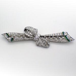 Art Deco Edwardian Bow Brooch Platinum Diamonds Emeralds