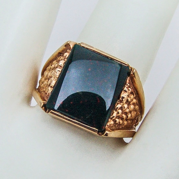 Bloodstone Man Signet Ring 10 K Yellow Gold