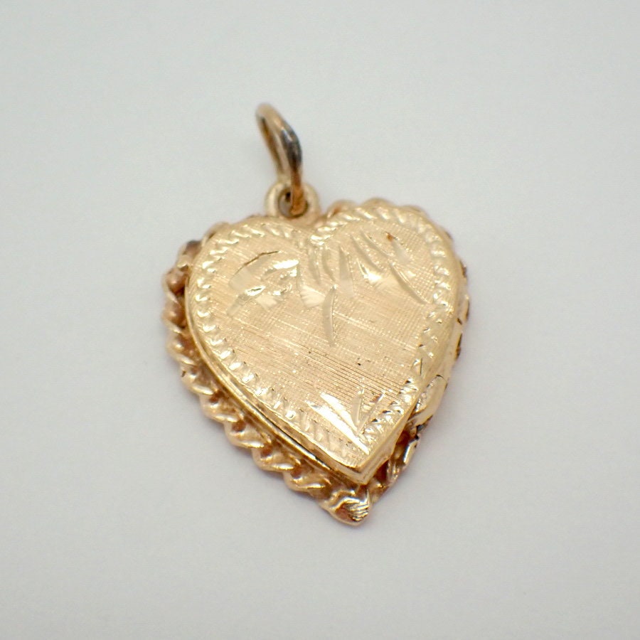 Heart locket 14k gold best sale