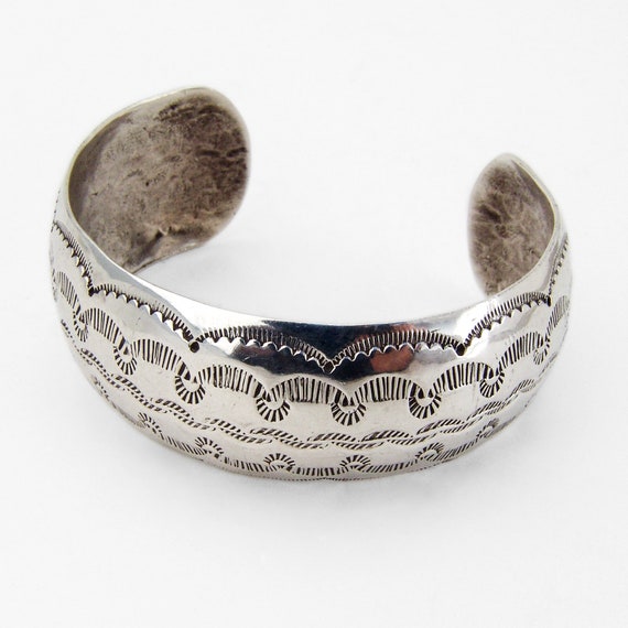 Navajo Patterned Cuff Bracelet Sterling Silver - image 3