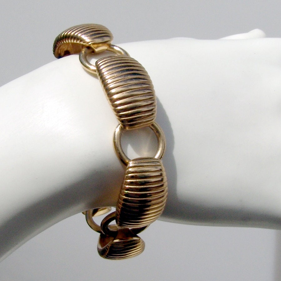 Christian Dior Bracelet Gold Tone Links Germany - Etsy Christian Dior Bracelet Gold Tone Links Germany - Etsy