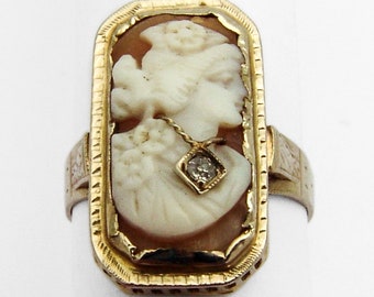 Shell Cameo Ring 14K Yellow Gold