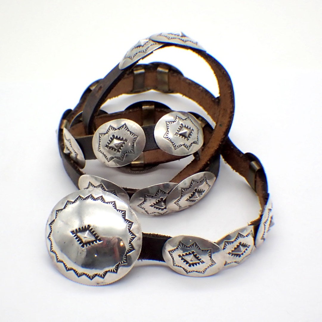 Oval Concho Belt with Rhinestone main image 0
