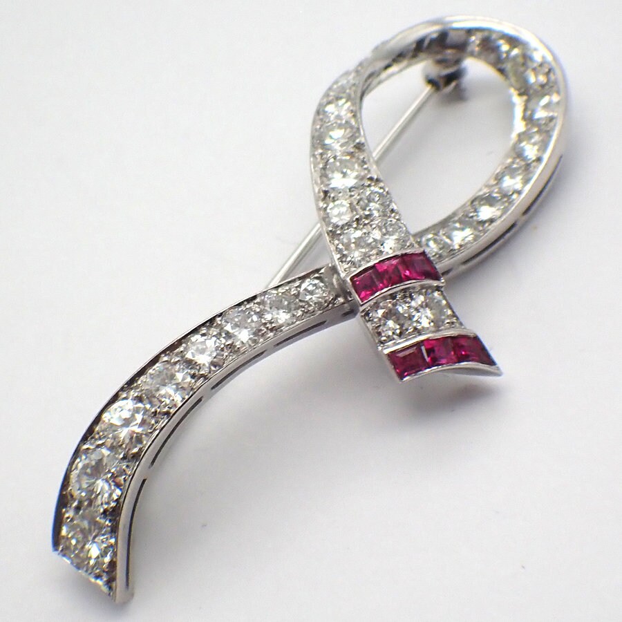 ブローチ♥リボン♥ダイヤ、ルビー♦アンティーク ブローチ♥リボン♥ダイヤ、ルビー♢アンティーク