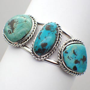 ナバホ族製 ターコイズ×シルバー カフブレスレット ナバホ族チムニービュート サンドキャスト スターリングシルバー