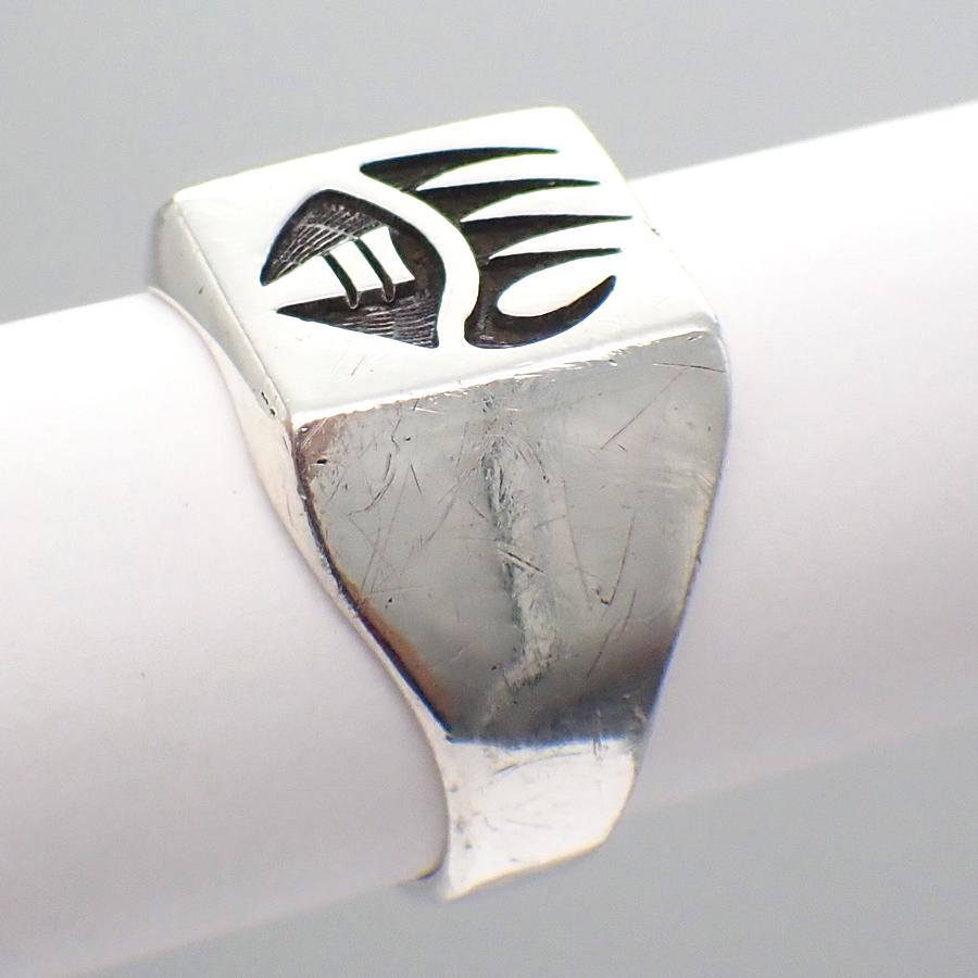 Mitchell Sockyma - Etsy Mitchell Sockyma - Etsy