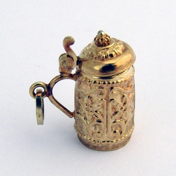 Vintage Tankard Charm 14 K Gold 585 - image 2