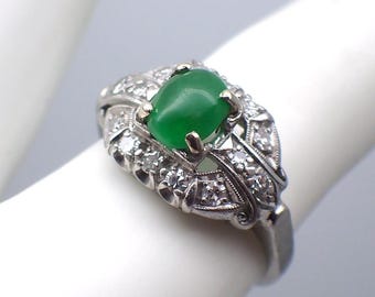 Art Deco Jade and Diamond Ring Platinum
