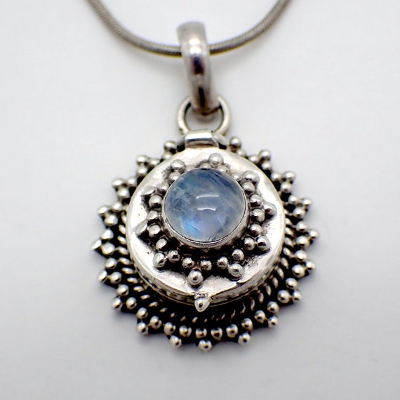 Moonstone Box Pendant Chain Necklace Sterling Silver - Etsy Moonstone Box Pendant Chain Necklace Sterling Silver - Etsy