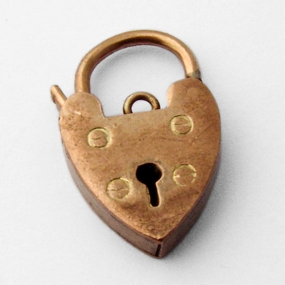 Gold heart padlock best sale clasp