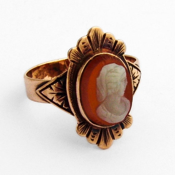 Antique Victorian Shell Cameo Ring 10 K Rose Gold - image 1