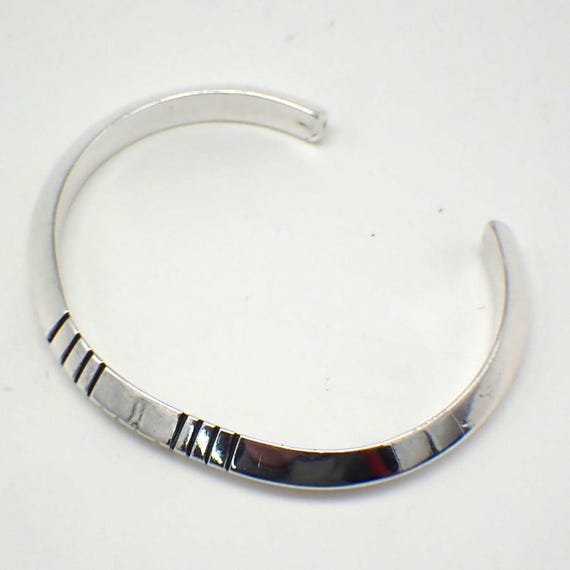 Knife Edge Cuff Bracelet Navajo Sterling Silver