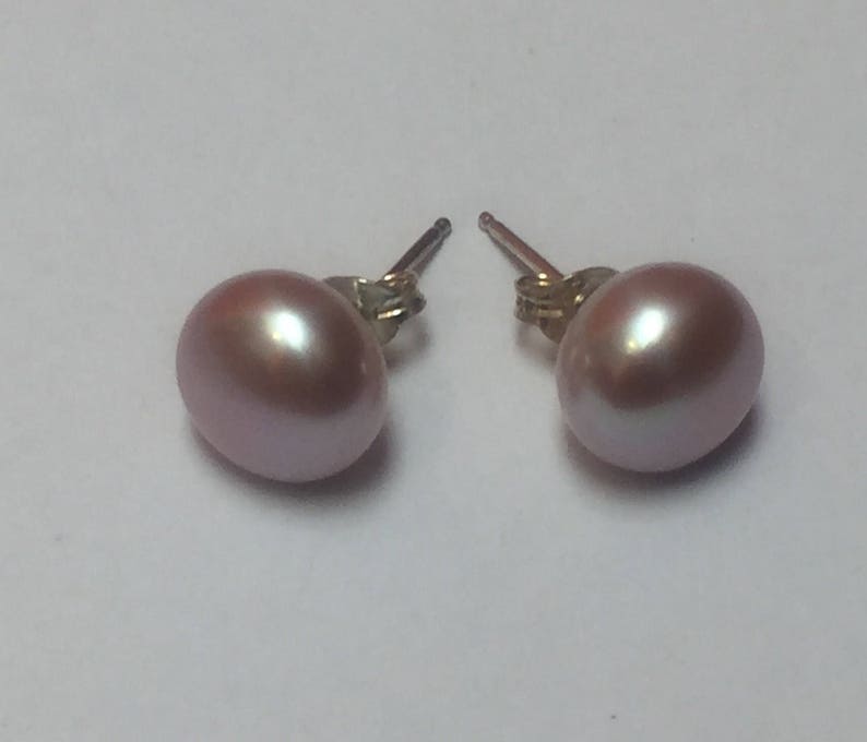 Pink Pearl Ear Studs.