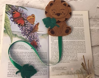 Felt lion bookmark, kids book gift, bookworm gift, childrens book gift,