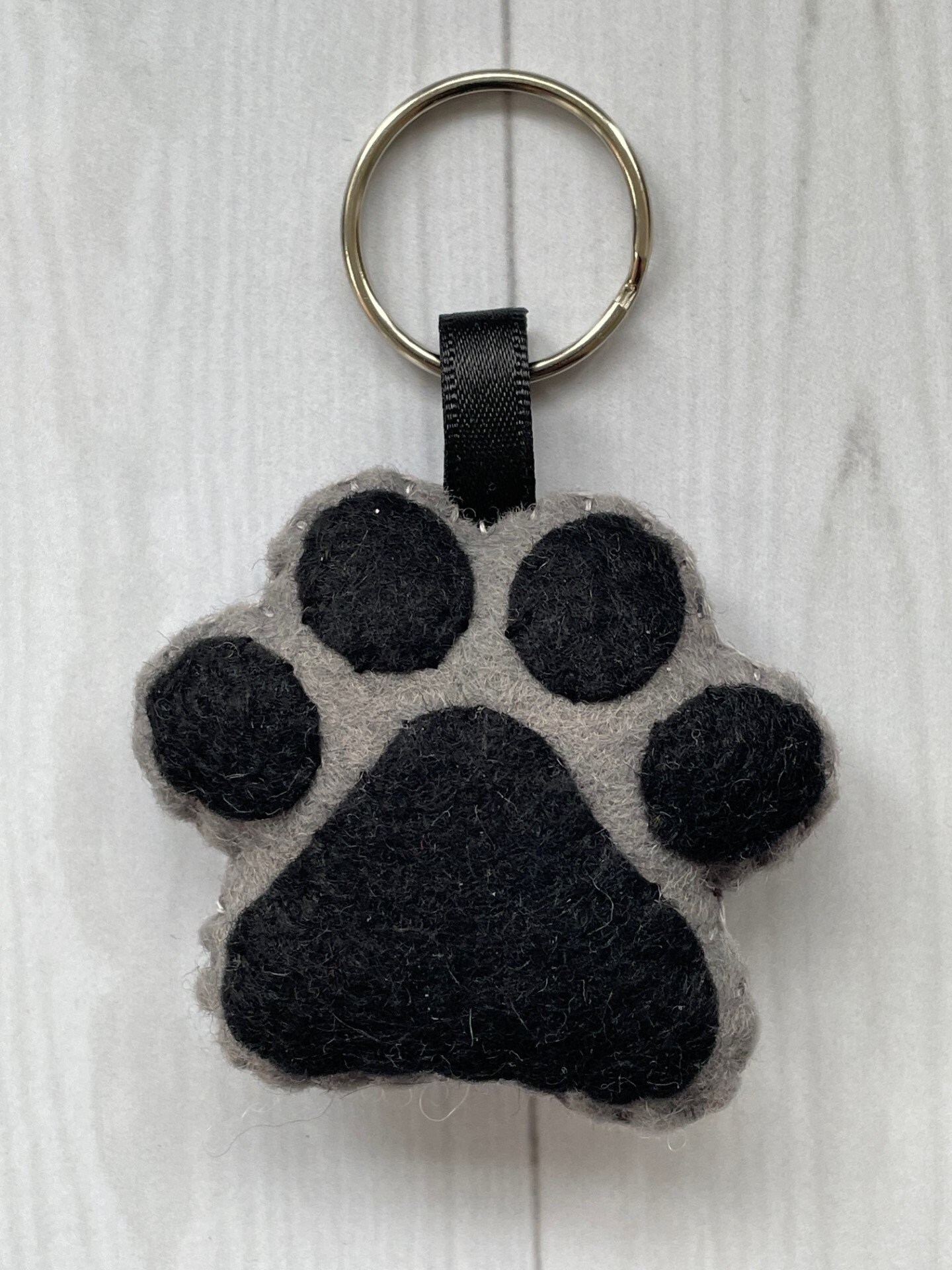 Gedenk-Schlüsselanhänger Für Hunde & Katzen - Hundefell Aufbewahrung In Pfoten-Form