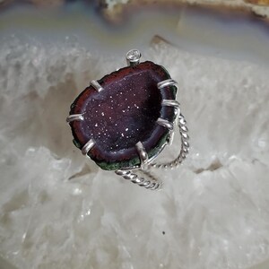 Ring i sterlingsilver med diamant och minigeod, naturlig Tabasco-geode i naturlig kristall, storlek 8