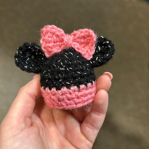 Minnie Mouse EOS Lip balm or Chapstick Holder