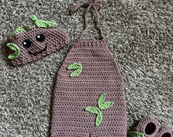 Groot Baby Bodysuit (bodysuit, hat, booties)