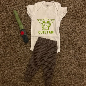 Yoda/Grogu Baby Set (&quot;Cute I Am&quot; onies/pants/lightsaber)