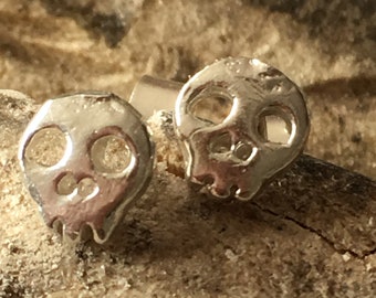 Sugar Skull Earrings 5mm Tiny stud skulls Silver Earrings  2nd piercing  tiny stud halloween
