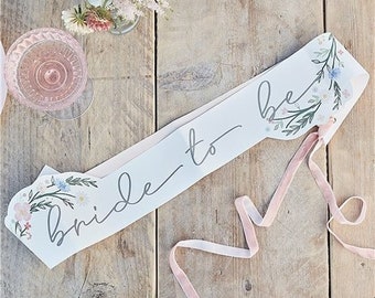 Bride to Be Sash | Boho Bridal Sash | Bridal Shower | Hen Party Accessories