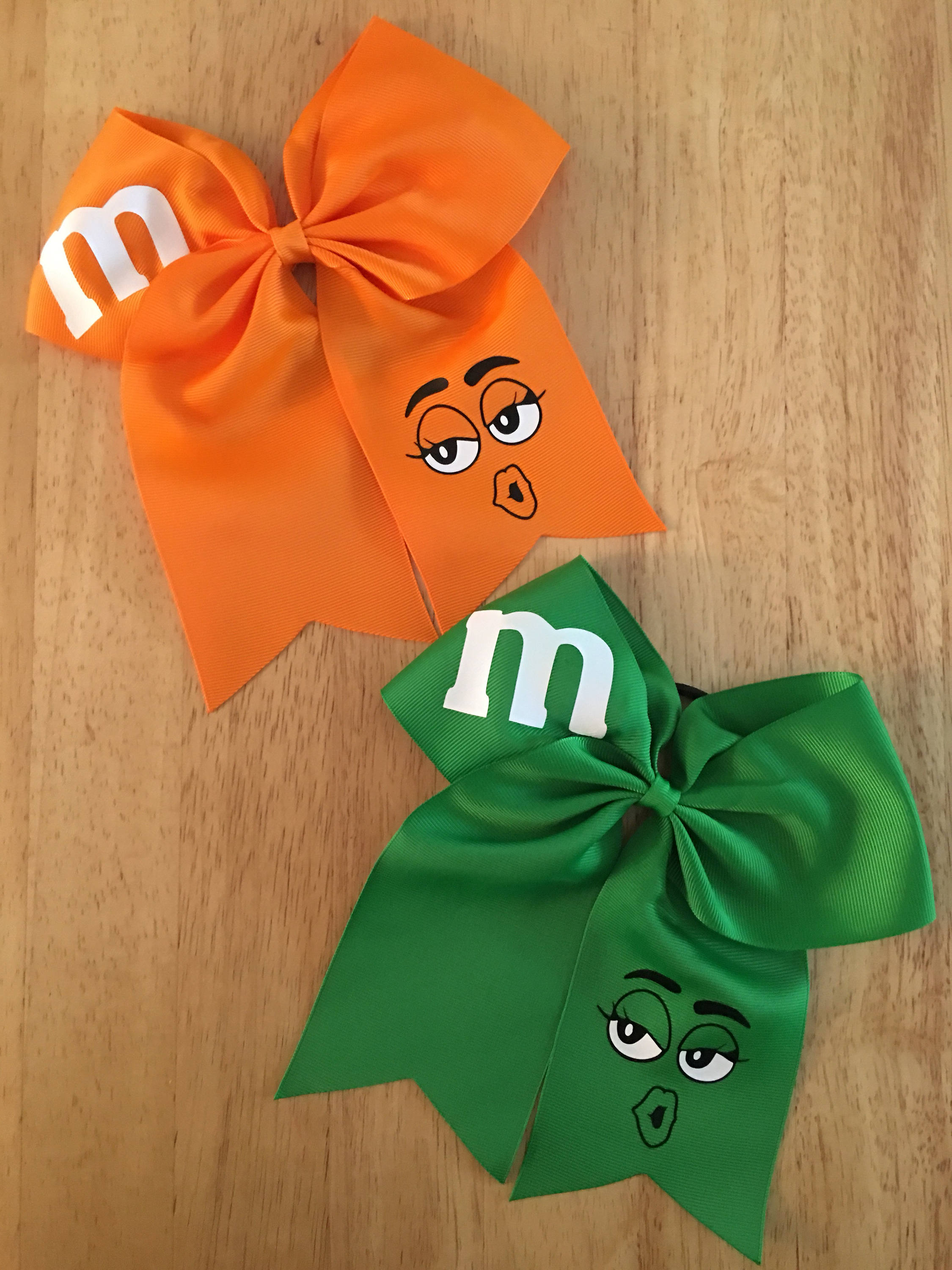 M&M キャンディ風チアボウ - Etsy 日本