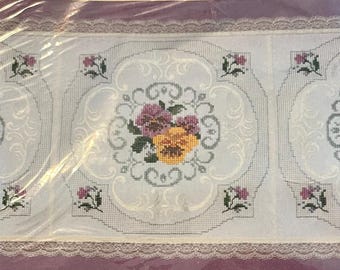 1986 Vintage Creative Circle Pansy Table Runner Counted Cross Stitch Kit Designed by Sue Miyata #6147 OOP