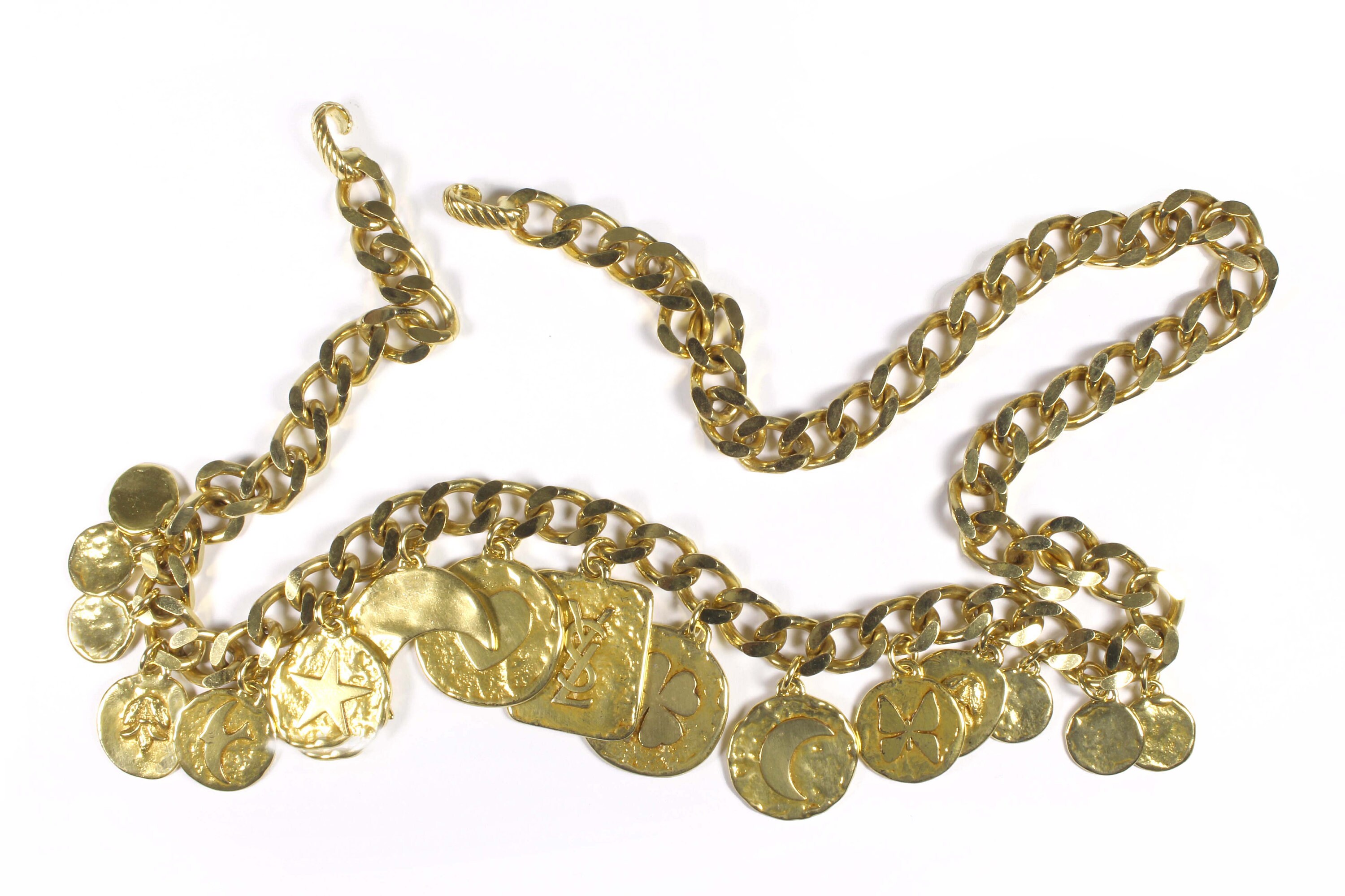 Yves Saint Laurent chain belt, Very Rare Vintage? YVES SAINT LAURENT Love heart charm belt – Vintage Carwen main image 4