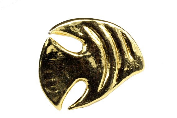 イヴ・サンローランのヴィンテージ ラージ フィッシュ ブローチ