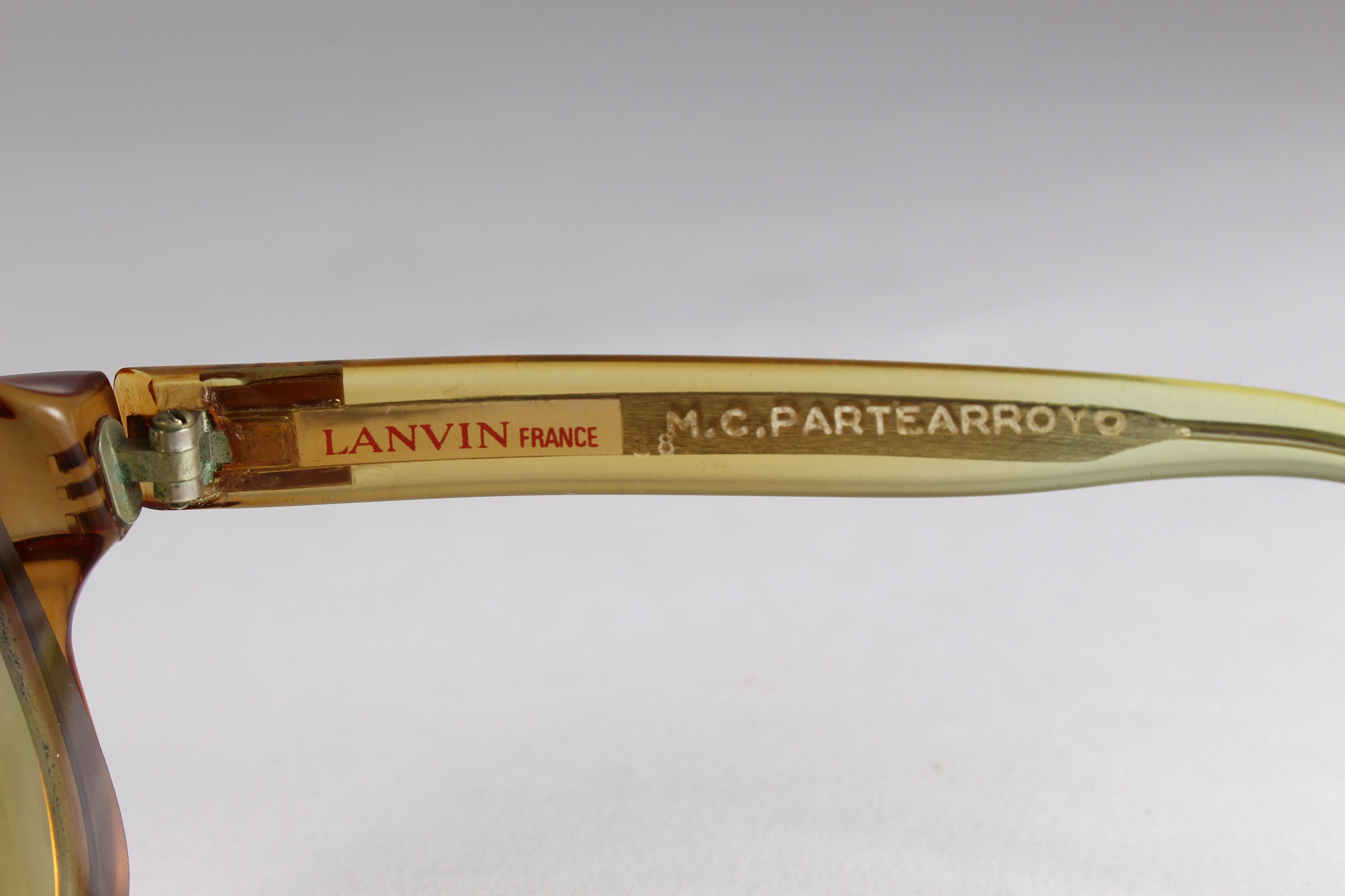 LANVIN ヴィンテージ 80年代 サングラス べっ甲 - Etsy 日本 LANVIN ヴィンテージ 80年代 サングラス べっ甲 - Etsy 日本