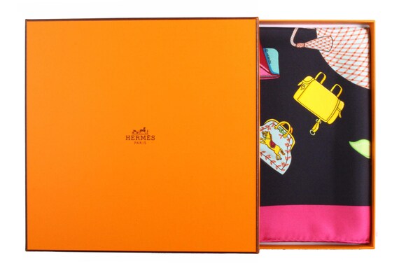 HERMES アルバム デ コルポルタージュ スカーフ　未使用 エルメス ヴィンテージスカーフ「アルバム・ドゥ・コ