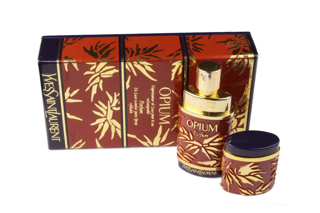 Yves Saint Laurent OPIUM 香水 ギフトボックス付き YVES SAINT LAURENT OPIUM TRAVEL SELECTION GIFT SET EAU DE